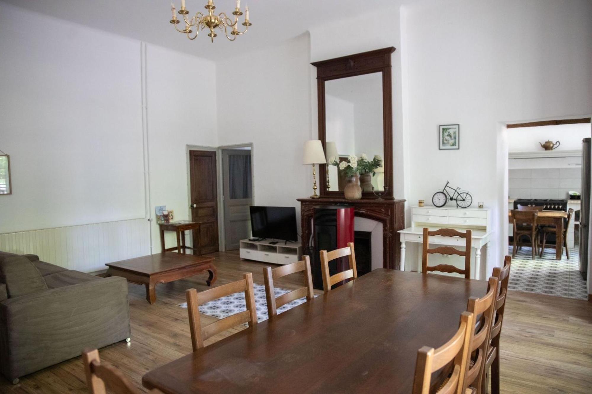 Notre Dame Des Anges Appartement Lurs Buitenkant foto