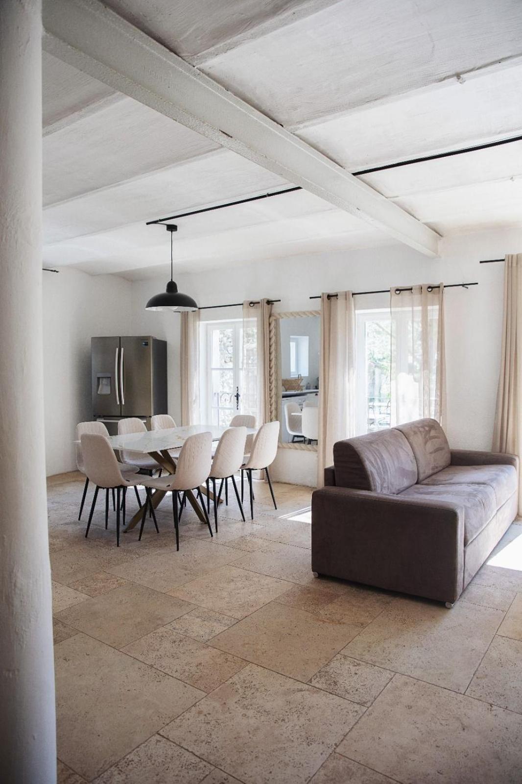 Notre Dame Des Anges Appartement Lurs Buitenkant foto