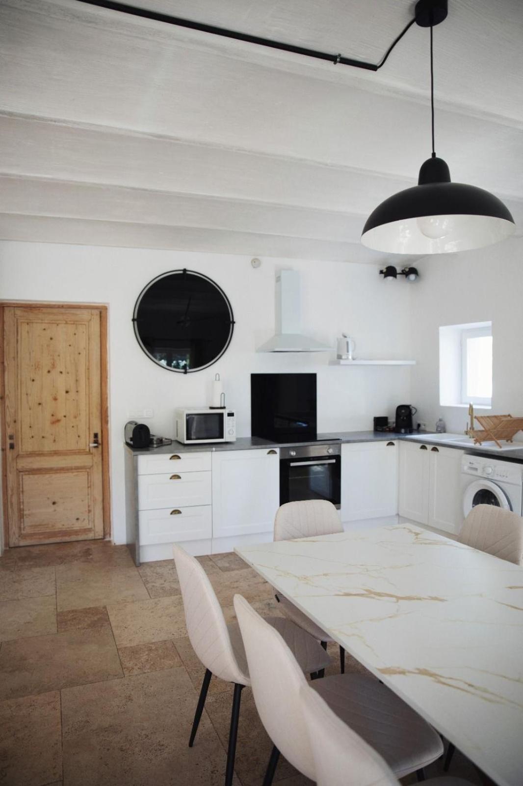 Notre Dame Des Anges Appartement Lurs Buitenkant foto